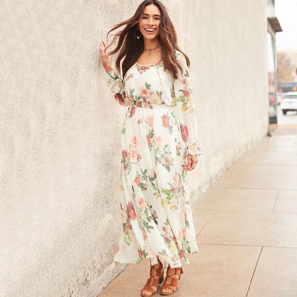 Belle and Sky Long Sleeve Lace Up Maxi Dress EUC